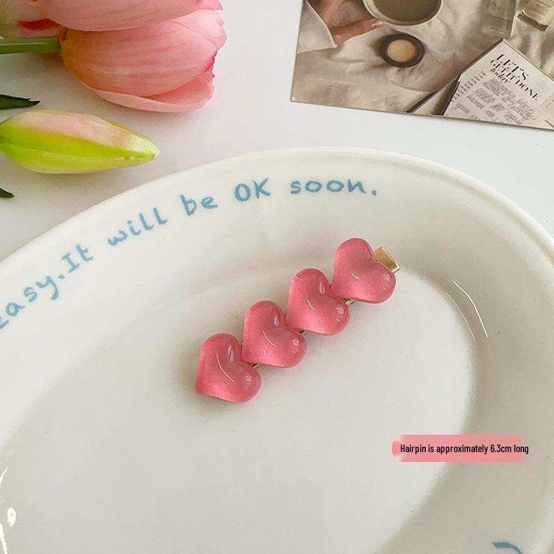 Трендовая розовая заколка-сердечко для женщин: Боковая заколка для непослушных волос и челки
Трендовая розовая заколка-сердечко для женщин: Боковая заколка для непослушных волос и челки