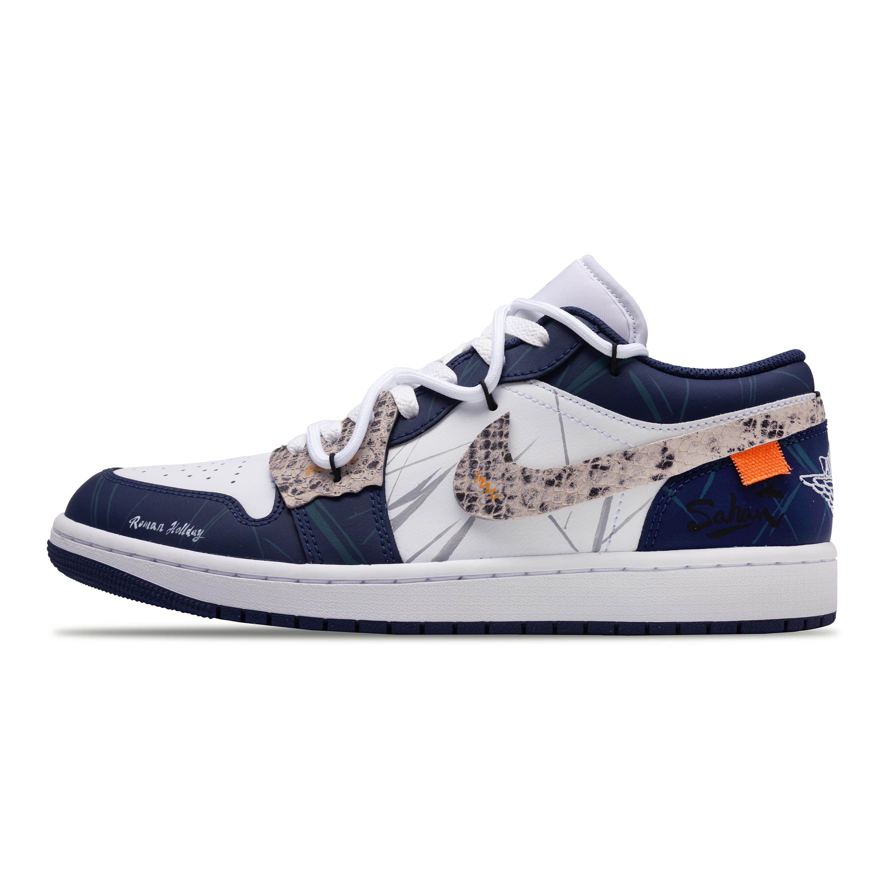 Jordan Air Jordan 1 Slip Resistant, Abrasion Resistant, Lightweight Low top Vintage Basketball Shoes Men s White Blue 553558-141(Team359-) 42
Jordan Air Jordan 1 Slip Resistant, Abrasion Resistant, Lightweight Low top Vintage Basketball Shoes Men s White Blue 553558-141(Team359-) 42
