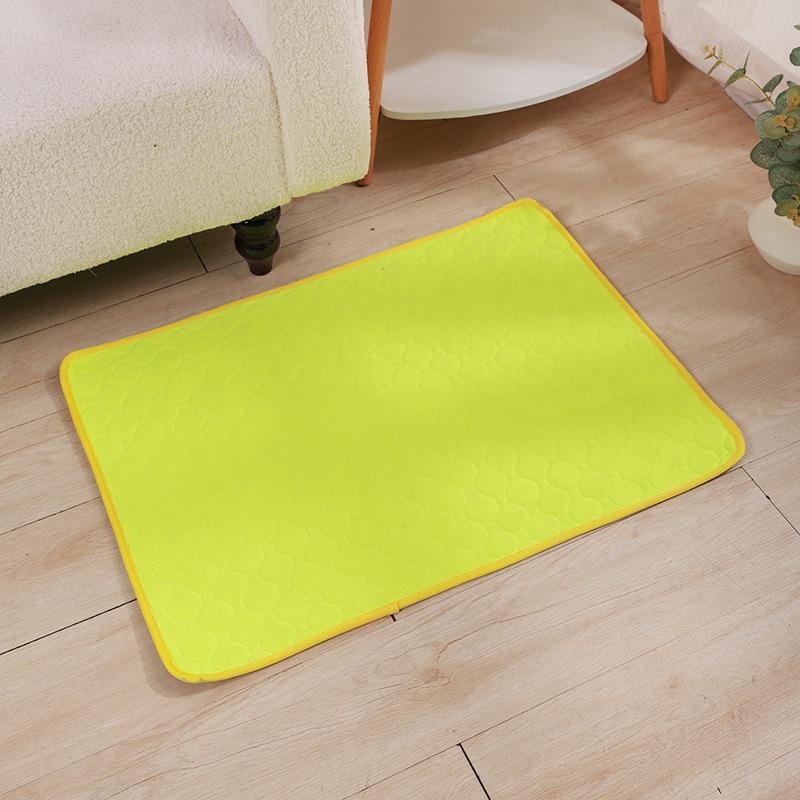 Быстросохнущие Нескользящие Многоразовые Пеленки для Приучения Питомцев - Впитывающие и Водонепроницаемые для Собак и Кошек XS - 45x35cm (75g) жёлтый
Быстросохнущие Нескользящие Многоразовые Пеленки для Приучения Питомцев - Впитывающие и Водонепроницаемые для Собак и Кошек XS - 45x35cm (75g) жёлтый