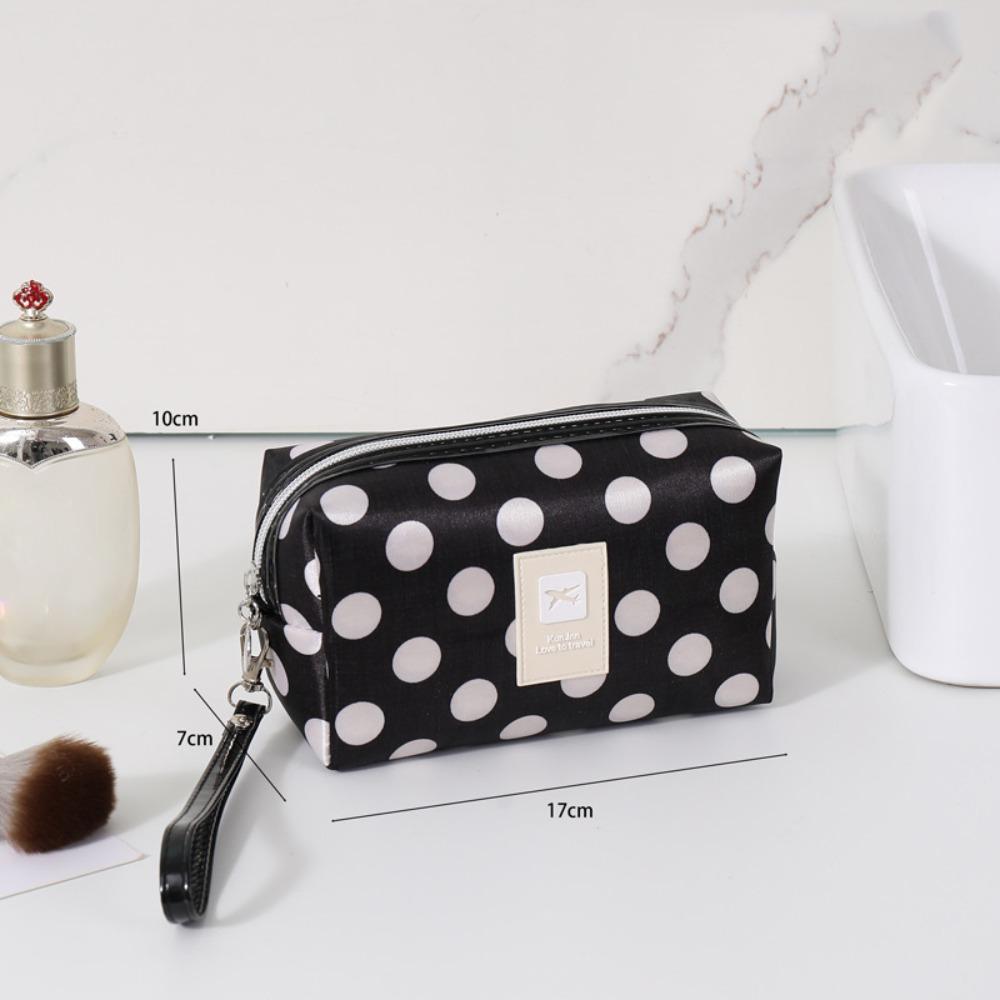 Fashion French Polka Dot Makeup Bag Ultralight Foldable Cosmetic Bag Portable Large Capacity Toiletry Bag
Fashion French Polka Dot Makeup Bag Ultralight Foldable Cosmetic Bag Portable Large Capacity Toiletry Bag