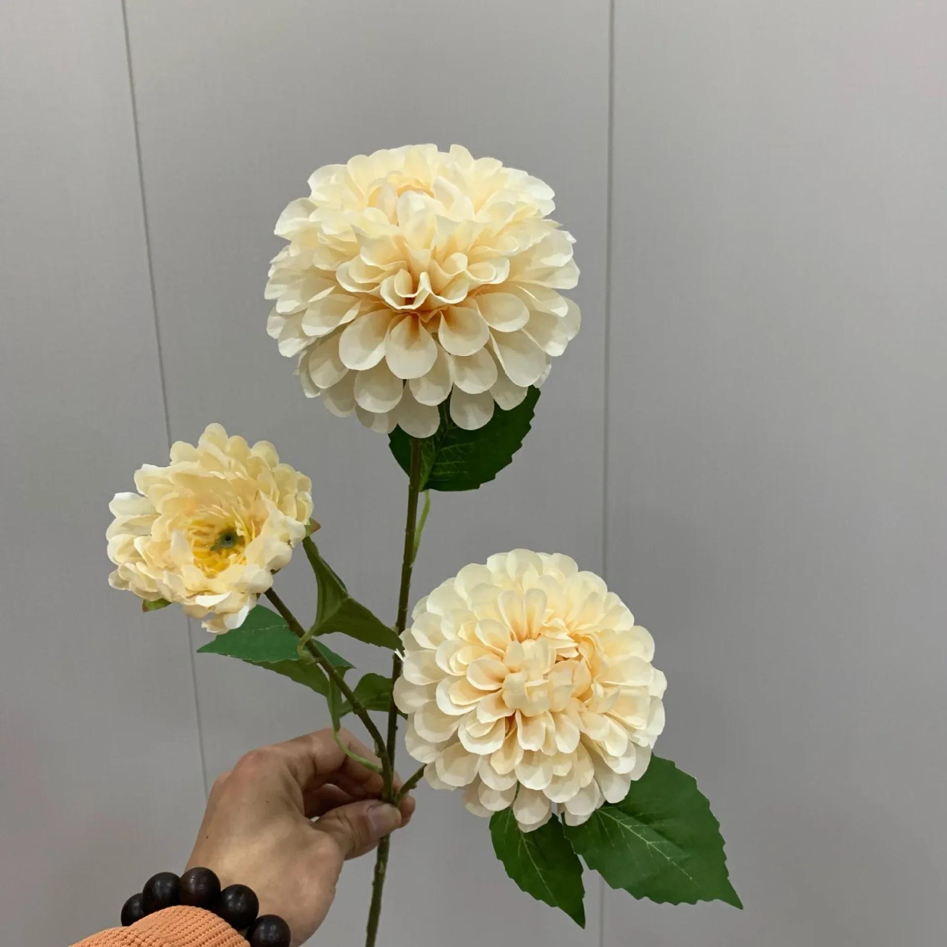 3pcs Lifelike Artificial 3 Heads Hydrangea Flowers Long Branch Home Table Decor Fake Floral Wedding Hotel Birthday Party Flower шампанського
3pcs Lifelike Artificial 3 Heads Hydrangea Flowers Long Branch Home Table Decor Fake Floral Wedding Hotel Birthday Party Flower шампанського