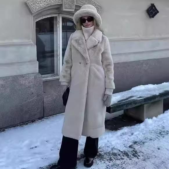 Осенне-зимняя шуба из искусственного меха кролика женская русская шуба приталенная удлиненная куртка с воротником из костюма женская S абрикосовый
Осенне-зимняя шуба из искусственного меха кролика женская русская шуба приталенная удлиненная куртка с воротником из костюма женская S абрикосовый