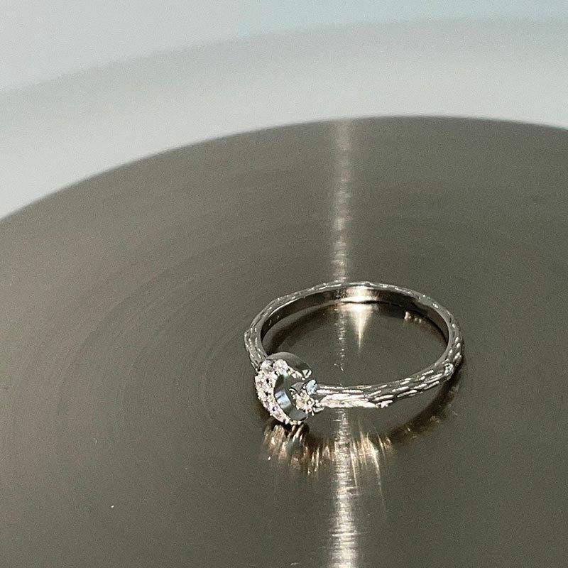 Super Exquisite ~ Dreamy Star Moon Diamond Ring Earrings Simple Temperament Design
Super Exquisite ~ Dreamy Star Moon Diamond Ring Earrings Simple Temperament Design