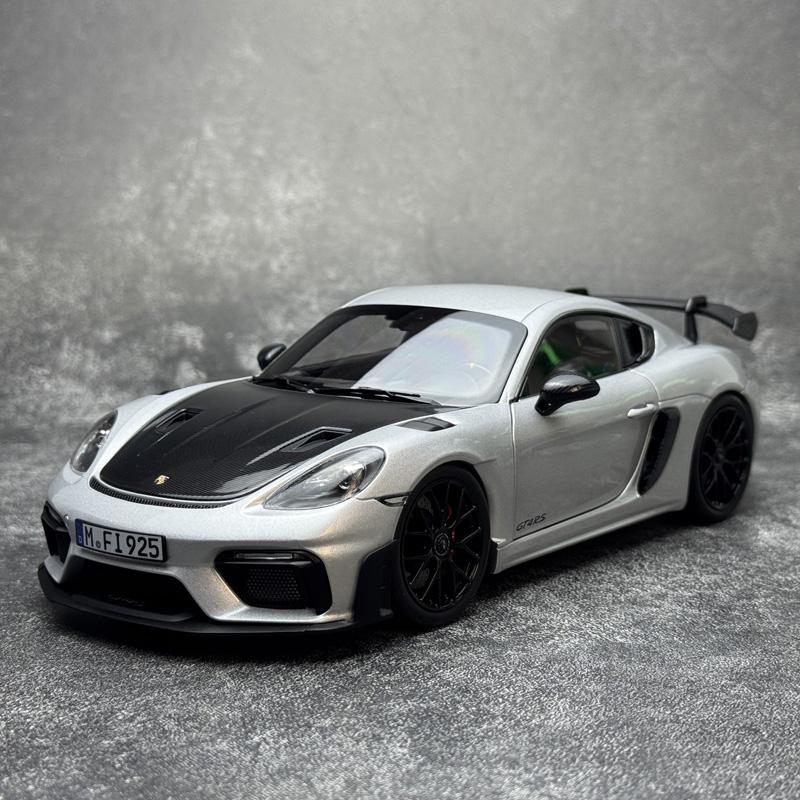 NOREV 1/18 Scale Cayman 718 GT4 RS/Weissach car model holiday gift collection Classic car die cast model
NOREV 1/18 Scale Cayman 718 GT4 RS/Weissach car model holiday gift collection Classic car die cast model