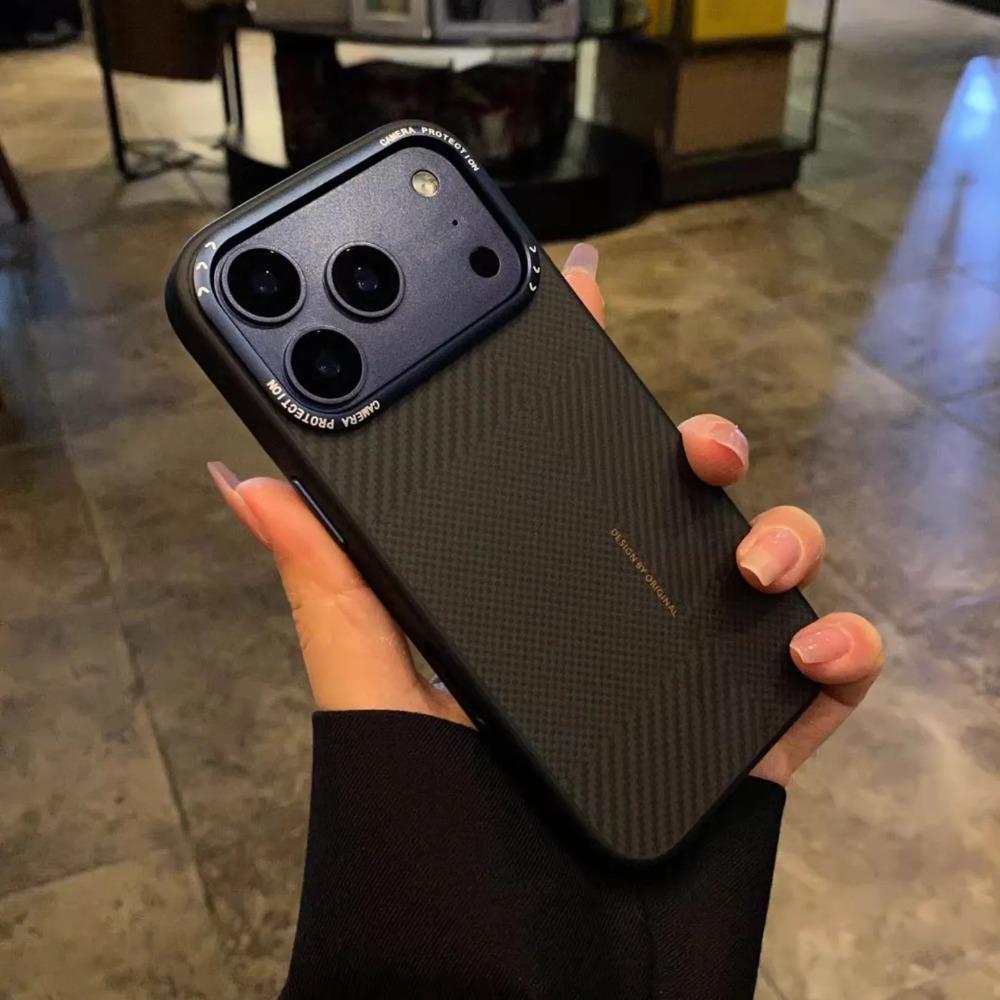 Matte Carbon Fiber Texture Case For iPhone 17 16 15 14 Pro Max Metal Camera Lens Protector Invisible Magnetic Charging Cover iPhone17 Pro чорний
Matte Carbon Fiber Texture Case For iPhone 17 16 15 14 Pro Max Metal Camera Lens Protector Invisible Magnetic Charging Cover iPhone17 Pro чорний