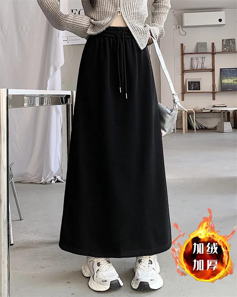 Женская флисовая юбка-миди А-силуэта с высокой талией и кулиской XL
Женская флисовая юбка-миди А-силуэта с высокой талией и кулиской XL