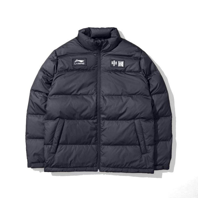 Теплая куртка-пуховик с длинными рукавами и воротником-стойкой от Li Ning Logo, унисекс, черная YYMU195-1 L
Теплая куртка-пуховик с длинными рукавами и воротником-стойкой от Li Ning Logo, унисекс, черная YYMU195-1 L