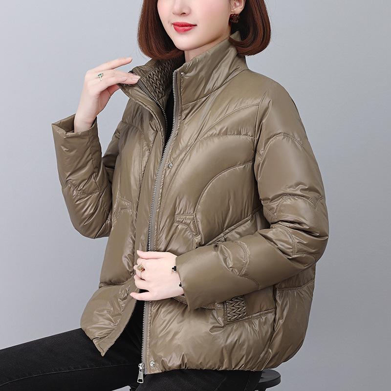 2024 Korean Style Women s Shiny Down Jacket - Winter Fashion Loose Fit, Thick Warm Coat for Mid-Aged Women M (115-125 jin)
2024 Korean Style Women s Shiny Down Jacket - Winter Fashion Loose Fit, Thick Warm Coat for Mid-Aged Women M (115-125 jin)