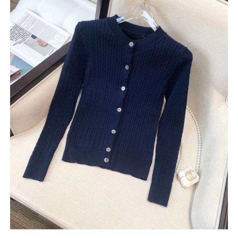 Ретро косы осень и зима новый вязаный кардиган женский с круглым вырезом короткий базовый универсальный и тонкий свитер-жакет женский average size темно-синий
Ретро косы осень и зима новый вязаный кардиган женский с круглым вырезом короткий базовый универсальный и тонкий свитер-жакет женский average size темно-синий