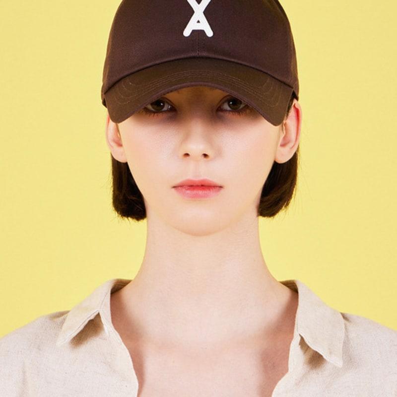 VARZAR VA Applique Overfit Ball Cap Brown FREE
VARZAR VA Applique Overfit Ball Cap Brown FREE