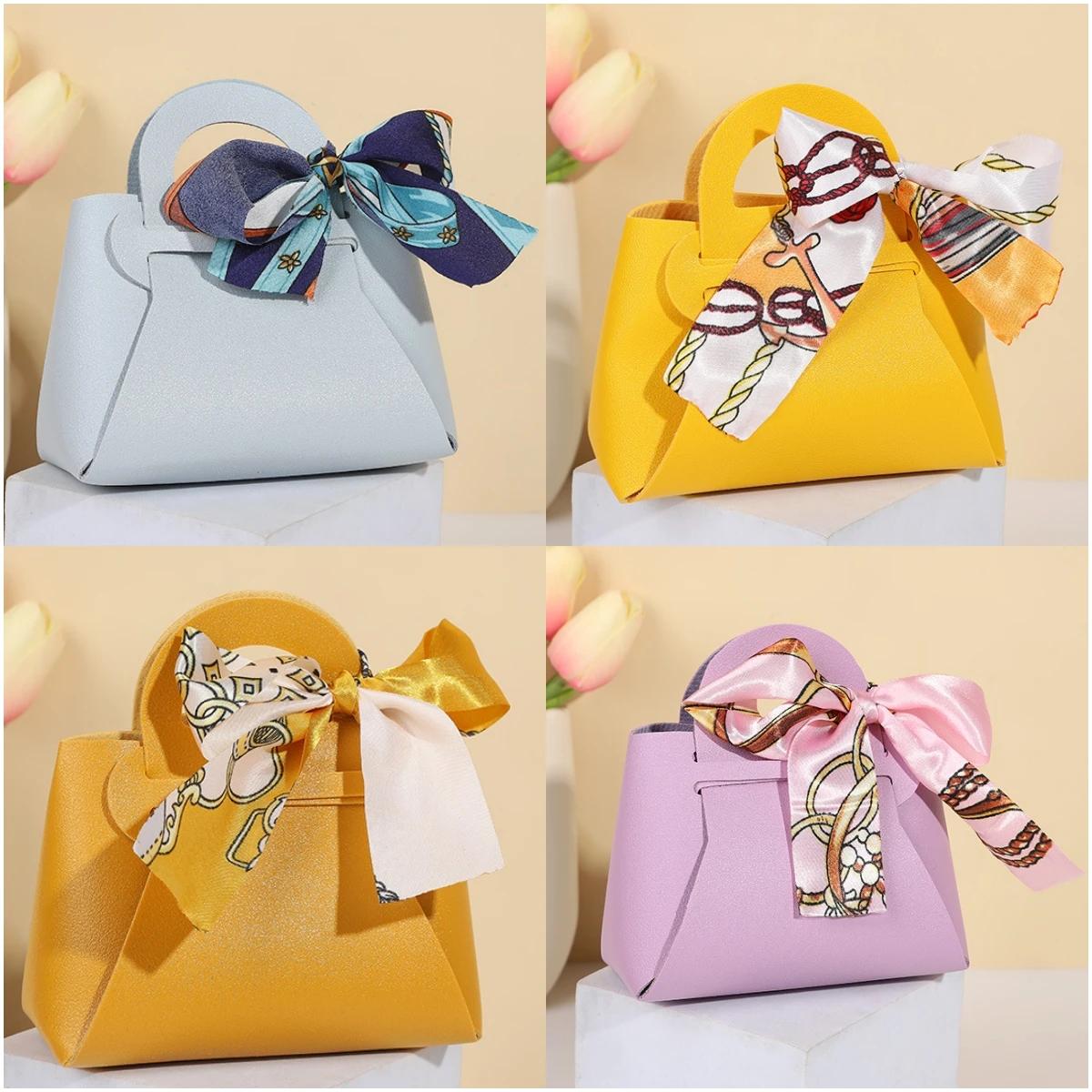 10PCS Distribute Leather Pink Gift Bags Wedding Favour Bag for Guest Mini Handbag with Ribbon Candy Packaging Box Party Decor 10pcs&13x12.5x6cm
10PCS Distribute Leather Pink Gift Bags Wedding Favour Bag for Guest Mini Handbag with Ribbon Candy Packaging Box Party Decor 10pcs&13x12.5x6cm