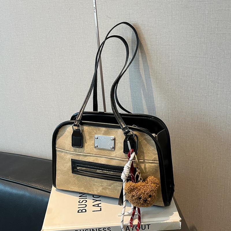 Vintage Suede Shoulder Bag Women Retro Sanding Texture Underarm Bag School Style Canvas Tote Large Capacity Handbag
Vintage Suede Shoulder Bag Women Retro Sanding Texture Underarm Bag School Style Canvas Tote Large Capacity Handbag