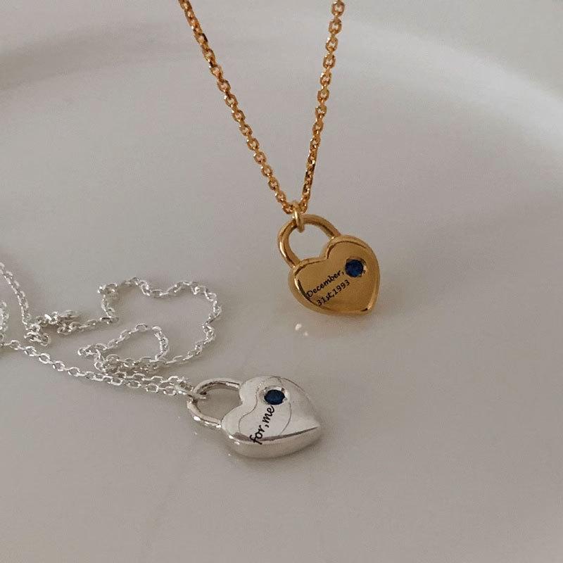 Niche Design Feeling Heart Diamond Ожерелье Подвеска в форме сердца с гравировкой Цепочка с английским воротником Минималистская цепочка на шею
Niche Design Feeling Heart Diamond Ожерелье Подвеска в форме сердца с гравировкой Цепочка с английским воротником Минималистская цепочка на шею