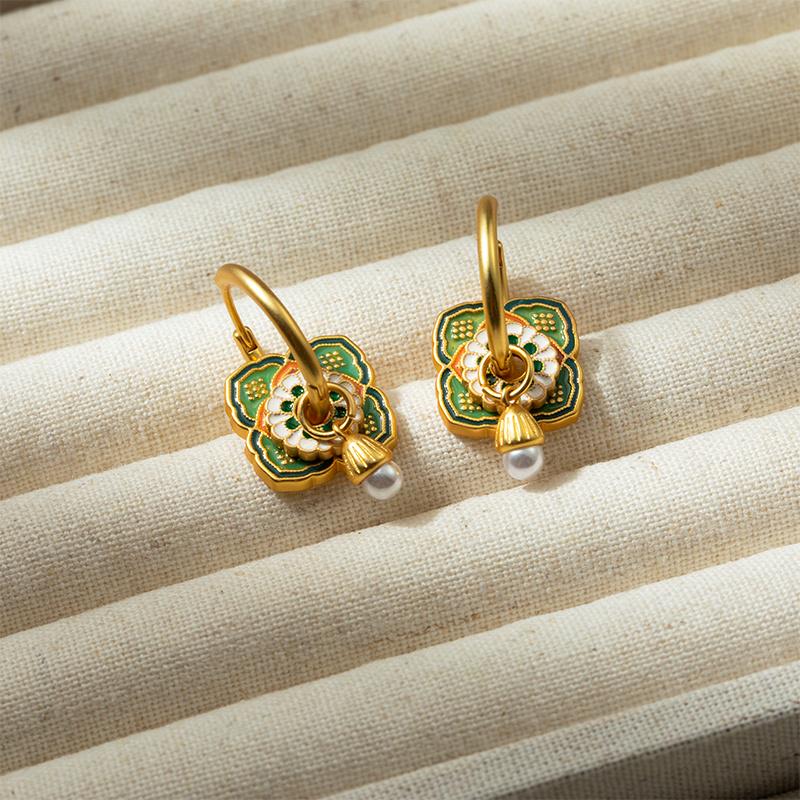 Элегантные зеленые серьги-трансформеры с цветами: Роскошный, Простой и Изысканный
Элегантные зеленые серьги-трансформеры с цветами: Роскошный, Простой и Изысканный