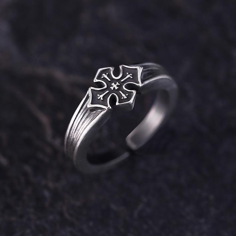 Мужское кольцо с крестом, европейское и американское ретро, универсальное, модное, с открытым концом opening adjustable
Мужское кольцо с крестом, европейское и американское ретро, универсальное, модное, с открытым концом opening adjustable