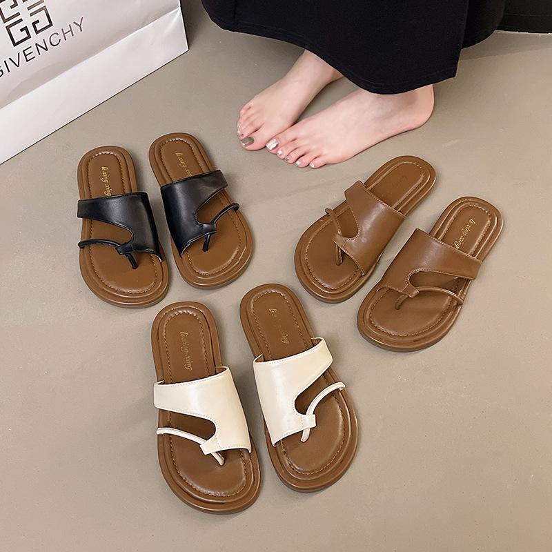 Beach sandals flat slippers women s summer wear fashionable soft sole niche set toes comfortable retro new 35 чёрный
Beach sandals flat slippers women s summer wear fashionable soft sole niche set toes comfortable retro new 35 чёрный