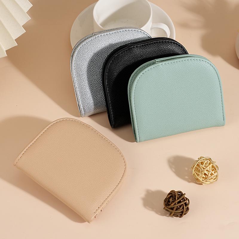 2024 Half-Moon Mini Women s Solid Color Coin Purse - Versatile, Stylish Clasp Wallet for Ladies & Students. розовый
2024 Half-Moon Mini Women s Solid Color Coin Purse - Versatile, Stylish Clasp Wallet for Ladies & Students. розовый