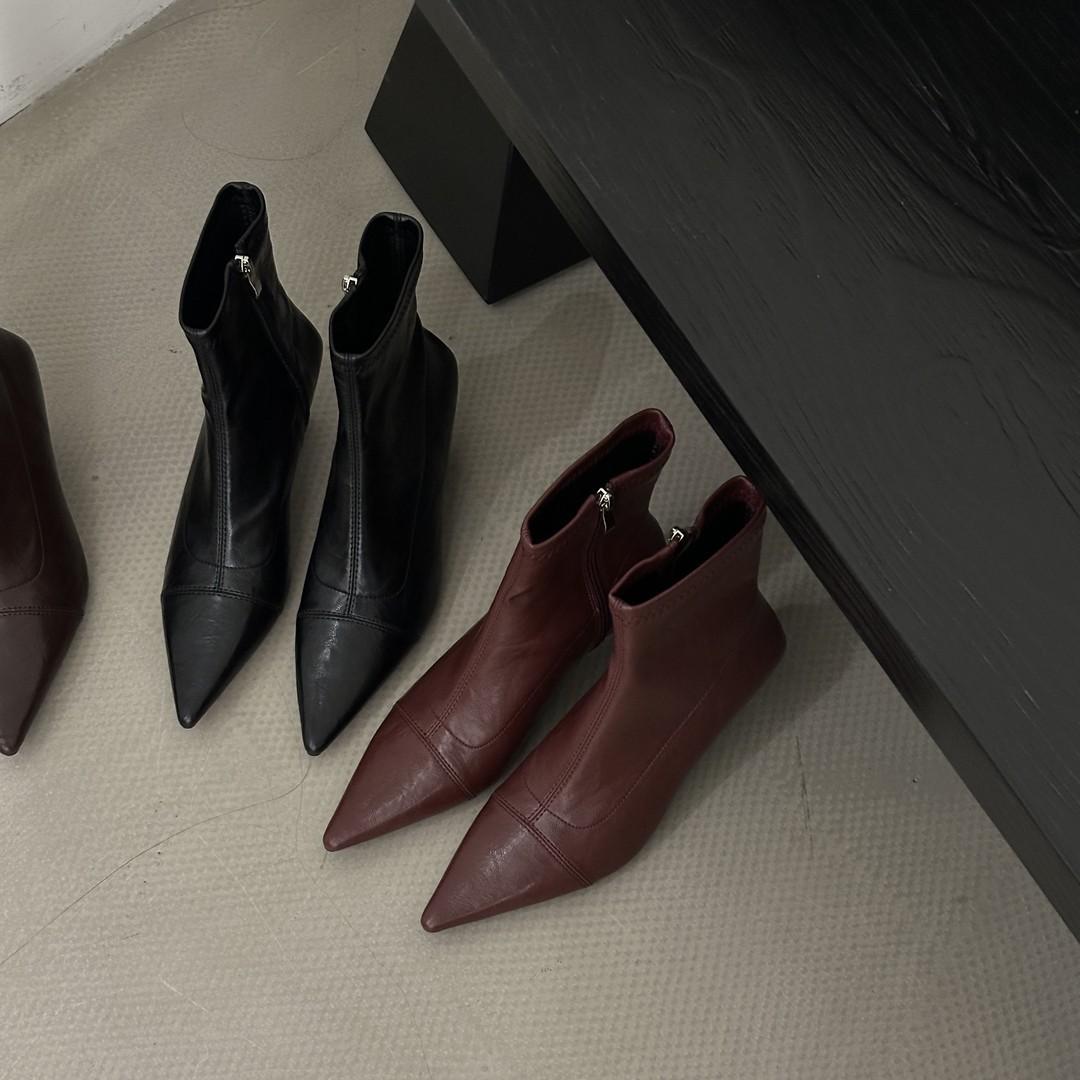 New French side zipper cat heel pointed short boots Internet celebrity soft leather thin heel thin boots 41 бордовий
New French side zipper cat heel pointed short boots Internet celebrity soft leather thin heel thin boots 41 бордовий