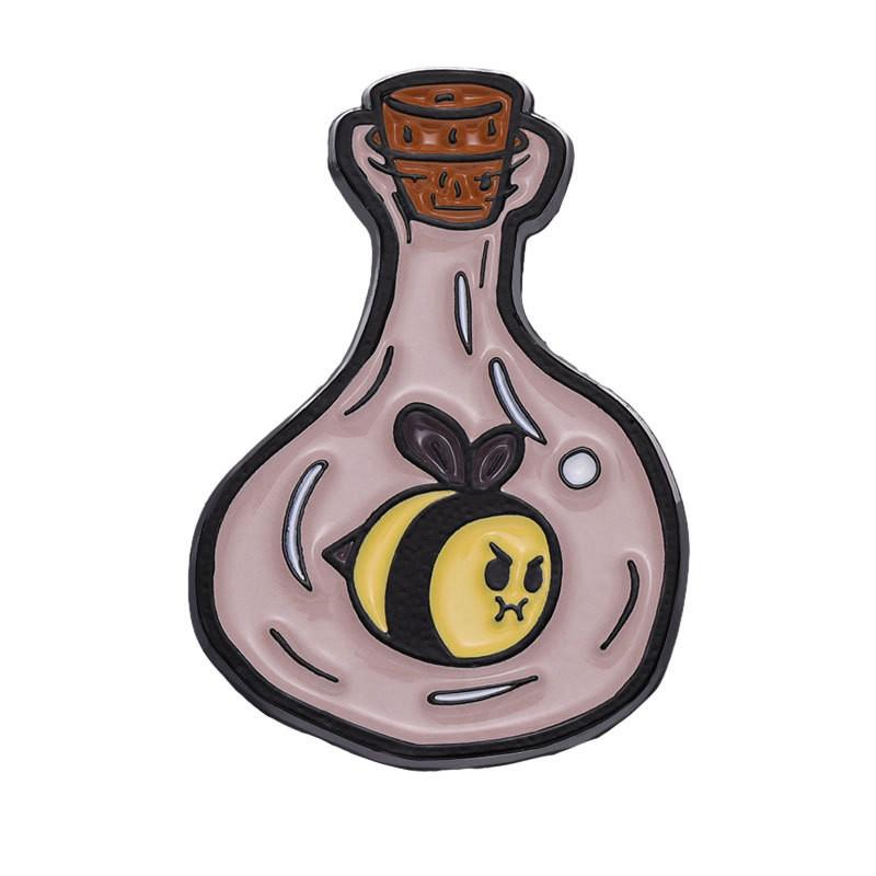 Cartoon Playful Bee And White Ghost Brooch Ideal For Halloween And Everyday Wear XZ9351
Cartoon Playful Bee And White Ghost Brooch Ideal For Halloween And Everyday Wear XZ9351