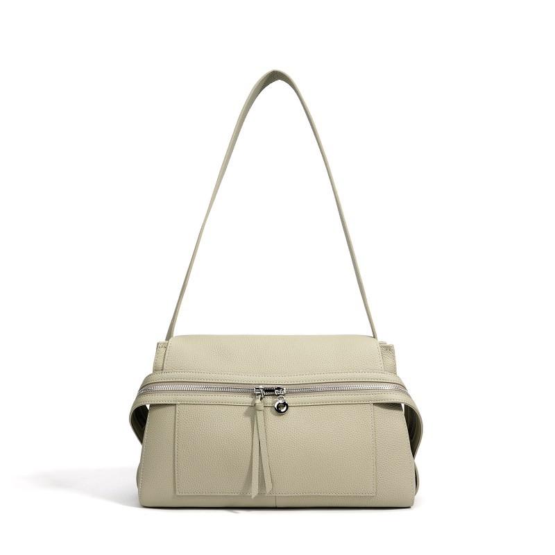 Korean Style Niche Personalized Shoulder Bag Large Capacity Commuting Authentic Leather Fashionable Temperament Underarm High-quality Feeling 33x13x20cm
Korean Style Niche Personalized Shoulder Bag Large Capacity Commuting Authentic Leather Fashionable Temperament Underarm High-quality Feeling 33x13x20cm