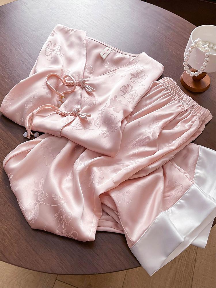 Women s Chinese-Style Mulberry Silk Pajama Set - Short Sleeve, Summer Frog Button Design 2XL світло-рожевий колір
Women s Chinese-Style Mulberry Silk Pajama Set - Short Sleeve, Summer Frog Button Design 2XL світло-рожевий колір