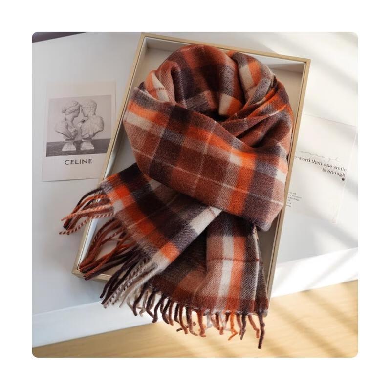 HANDUNYOU Australian Wool Plaid Scarf
HANDUNYOU Australian Wool Plaid Scarf