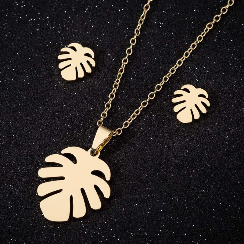 Stainless Tropical Palm Leaves Necklace Hawaiian Leaf Pendant Necklace For Women Boho Charm Choker Pendientes Beach Jewelry
Stainless Tropical Palm Leaves Necklace Hawaiian Leaf Pendant Necklace For Women Boho Charm Choker Pendientes Beach Jewelry
