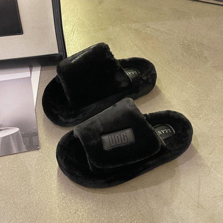 2024 new foreign trade thick bottom heightening fluffy slippers women wear autumn and winter fashion home plush slippers 35 чёрный
2024 new foreign trade thick bottom heightening fluffy slippers women wear autumn and winter fashion home plush slippers 35 чёрный