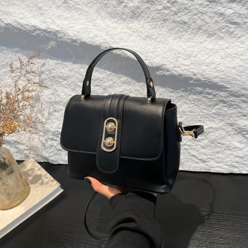 Stylish Pu Shoulder Bag For Women In Classic Black White Brown Blue And Purple Colors
Stylish Pu Shoulder Bag For Women In Classic Black White Brown Blue And Purple Colors