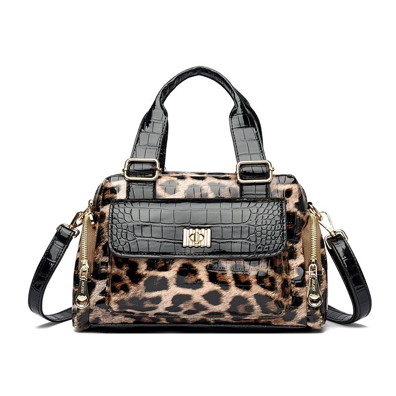 New Multi Pocket Women s Handbag High Quality Soft PU Leather Female Shoulder Bag Luxury Designer Girl Tote Bolsas Sac
New Multi Pocket Women s Handbag High Quality Soft PU Leather Female Shoulder Bag Luxury Designer Girl Tote Bolsas Sac