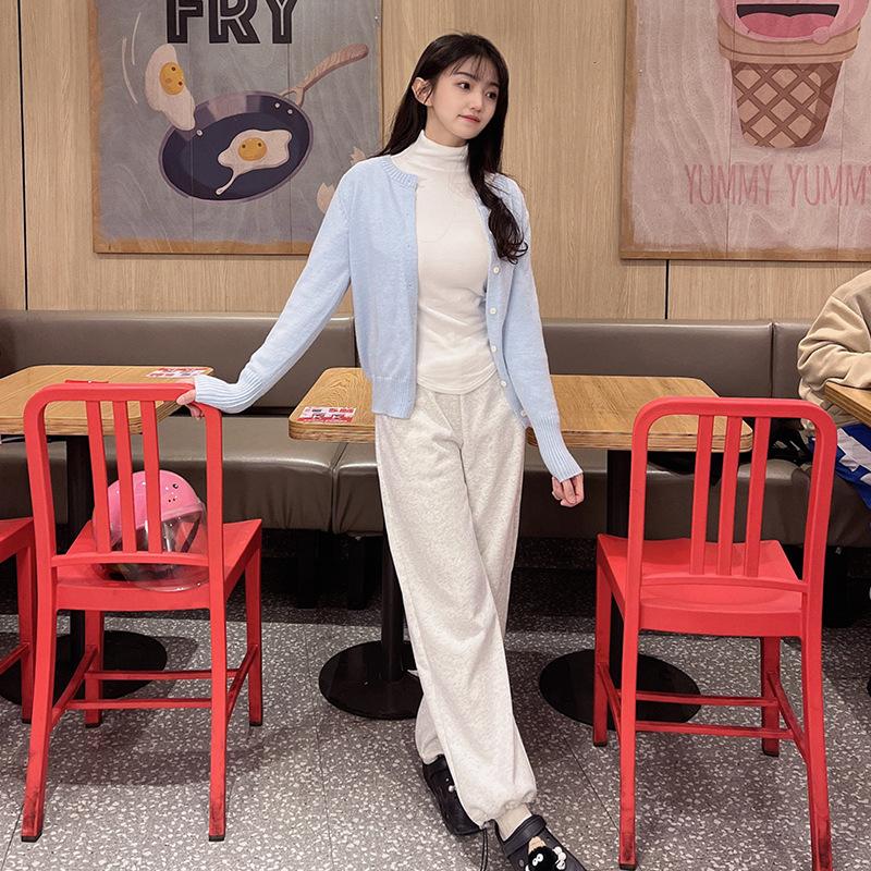 White-flowered Gray Sweatpants for Women In Winter Plus Velvet Thickened Loose Large Size Straight Casual Wide-leg American Sweatpants M
White-flowered Gray Sweatpants for Women In Winter Plus Velvet Thickened Loose Large Size Straight Casual Wide-leg American Sweatpants M