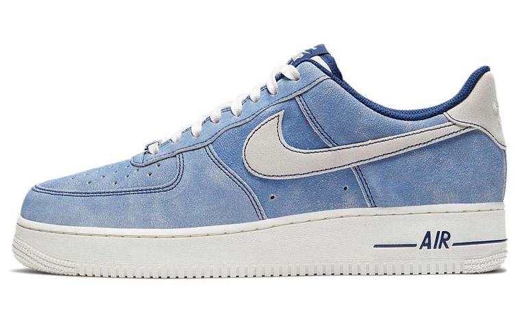 Nike Air Force 1 Low Dusty Blue Suede DH0265-400 44.5
Nike Air Force 1 Low Dusty Blue Suede DH0265-400 44.5