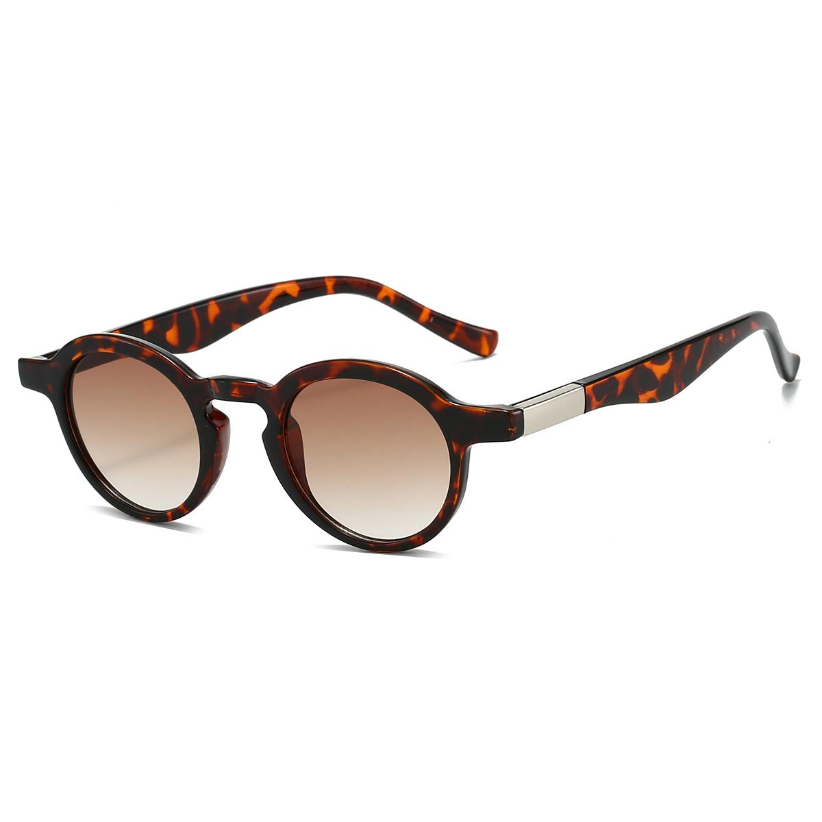 KAMMPT Vintage Round Sunglasses Men Fashion Classic Outdoor Sun Glasses Women Ins Trendy Retro Brand Designer Decorative Shades without case
KAMMPT Vintage Round Sunglasses Men Fashion Classic Outdoor Sun Glasses Women Ins Trendy Retro Brand Designer Decorative Shades without case