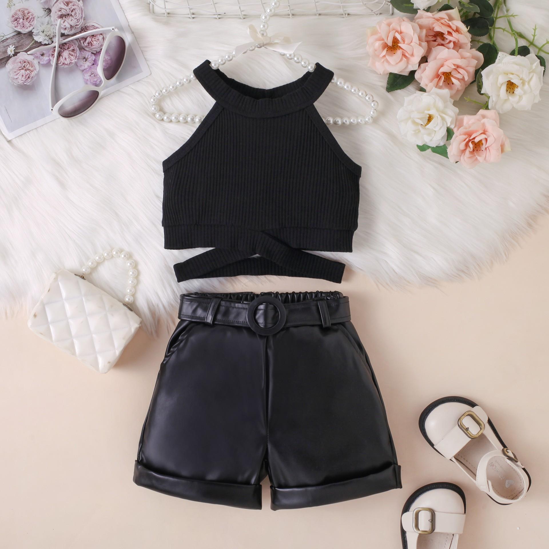 Модный комплект для девочек, летний детский повседневный топ без рукавов с халтернеком, кожаный пояс, комплект из трех предметов 90cm чёрный
Модный комплект для девочек, летний детский повседневный топ без рукавов с халтернеком, кожаный пояс, комплект из трех предметов 90cm чёрный