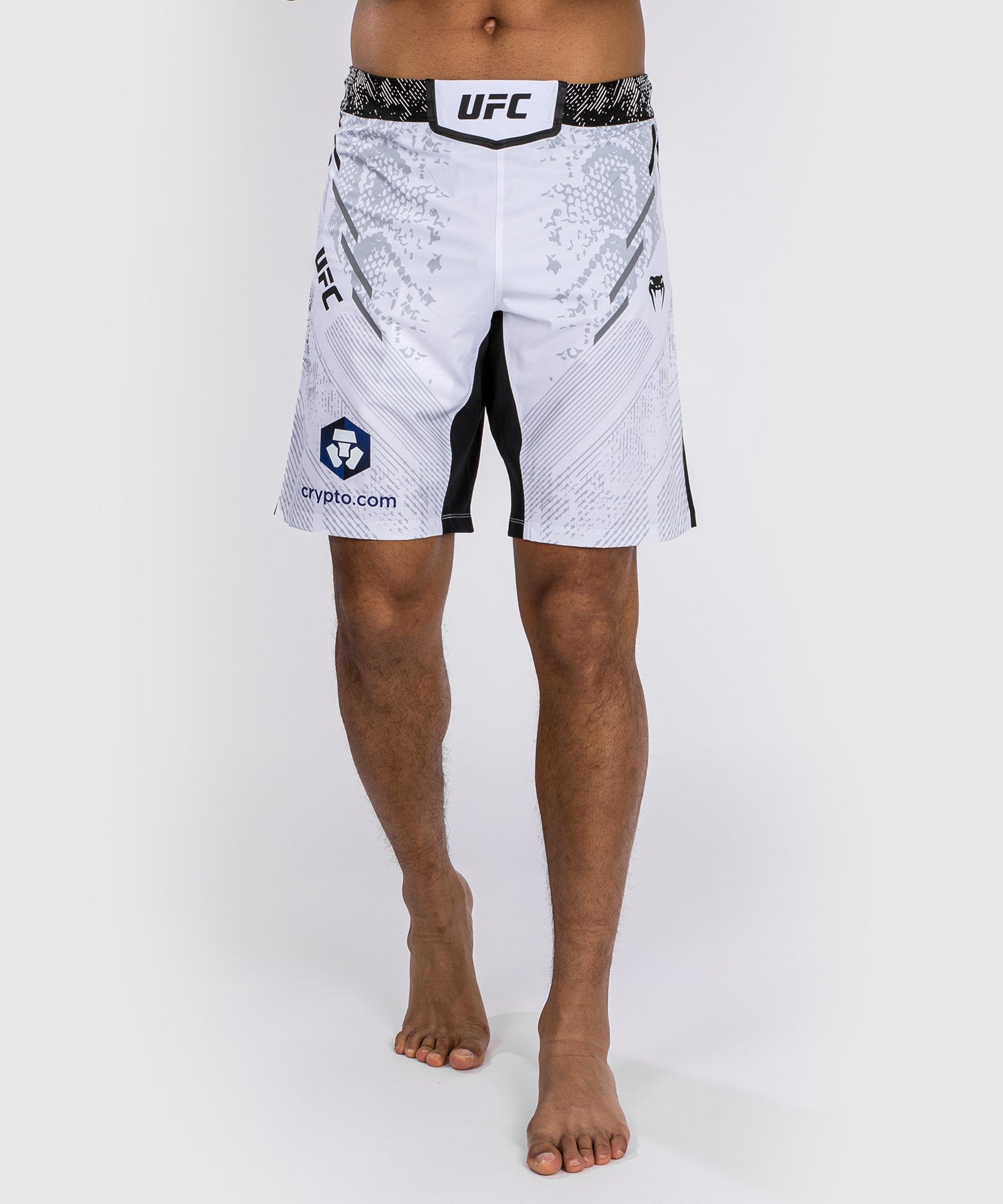 UFC Adrenaline by Venum Authentic Fight Night Мужские бойцовские шорты - длинный крой - белый
UFC Adrenaline by Venum Authentic Fight Night Мужские бойцовские шорты - длинный крой - белый