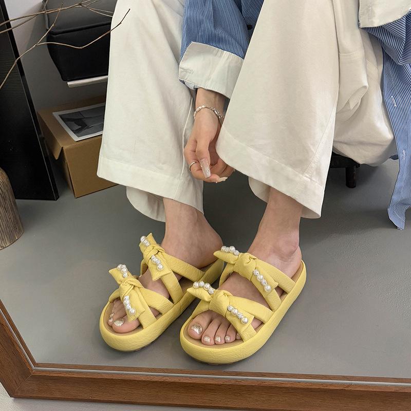 667-33 Pearl bow outer wear open-toed cool slippers 2025 new summer thick-bottomed leisure beach one-word drag 35 бежевый
667-33 Pearl bow outer wear open-toed cool slippers 2025 new summer thick-bottomed leisure beach one-word drag 35 бежевый