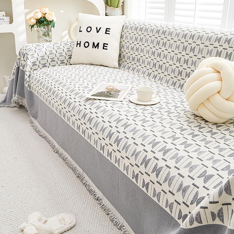 Высококачественное скандинавское полотенце для дивана из синели с полным покрытием, универсальный чехол для четырех сезонов, нескользящий универсальный чехол для дивана, универсальный чехол 180*260cm
Высококачественное скандинавское полотенце для дивана из синели с полным покрытием, универсальный чехол для четырех сезонов, нескользящий универсальный чехол для дивана, универсальный чехол 180*260cm