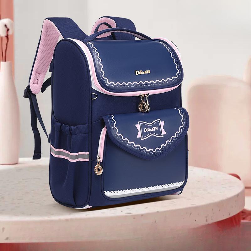 Подарки для детей: Противоударный школьный рюкзак для девочек, для учеников начальной школы, легкий рюкзак в британском стиле для мальчиков
Подарки для детей: Противоударный школьный рюкзак для девочек, для учеников начальной школы, легкий рюкзак в британском стиле для мальчиков