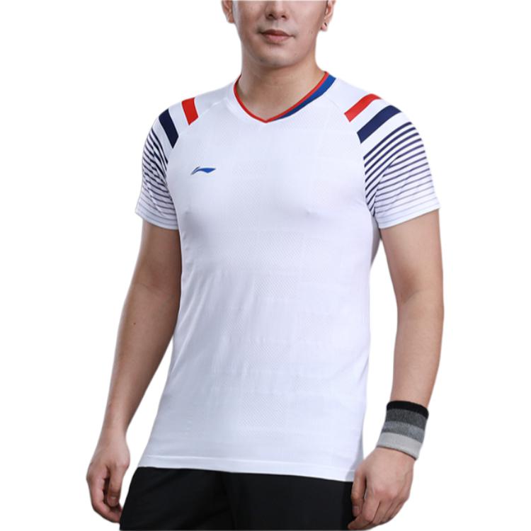Li Ning Удобная повседневная простая полосатая рубашка с цветными блоками и V-образным вырезом с коротким рукавом для бадминтона, мужские топы белого цвета AAYQ243-1 2XL
Li Ning Удобная повседневная простая полосатая рубашка с цветными блоками и V-образным вырезом с коротким рукавом для бадминтона, мужские топы белого цвета AAYQ243-1 2XL