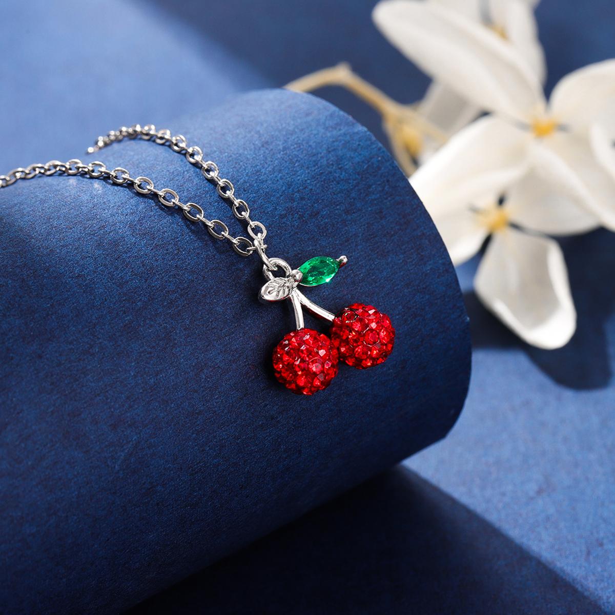 Full Crystal Red Cherry 925 Sterling Silver Fruit Clavicle Chain Pendant Necklaces срібний
Full Crystal Red Cherry 925 Sterling Silver Fruit Clavicle Chain Pendant Necklaces срібний