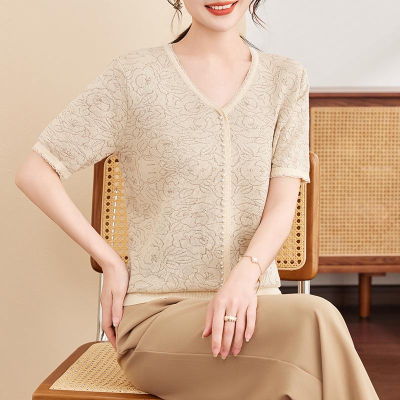 Mom s Summer Ice Silk V-Neck Knit Blouse: Loose, Thin Short Sleeve for Middle-Aged & Elderly Women 3XL (120-135 lbs) абрикосовый/бежевый
Mom s Summer Ice Silk V-Neck Knit Blouse: Loose, Thin Short Sleeve for Middle-Aged & Elderly Women 3XL (120-135 lbs) абрикосовый/бежевый