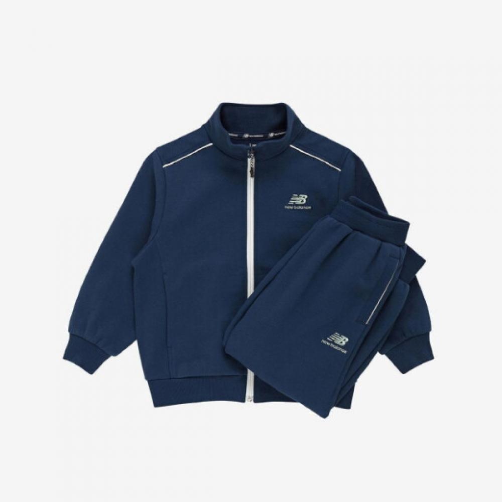 New Balance Детский тренировочный комплект Pqc Nk9yd4201u 59 Classic Sports Da 160
New Balance Детский тренировочный комплект Pqc Nk9yd4201u 59 Classic Sports Da 160
