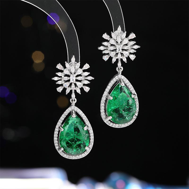 Women s Light Luxury Design Elegant Water Droplet Earrings Fashionable And Versatile Niche Design Earrings Daily Accessories
Women s Light Luxury Design Elegant Water Droplet Earrings Fashionable And Versatile Niche Design Earrings Daily Accessories