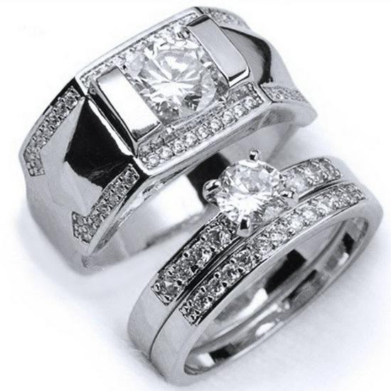 18k Gold Plated Couple Rings with Zircon – European & American Fashion Size 9
18k Gold Plated Couple Rings with Zircon – European & American Fashion Size 9