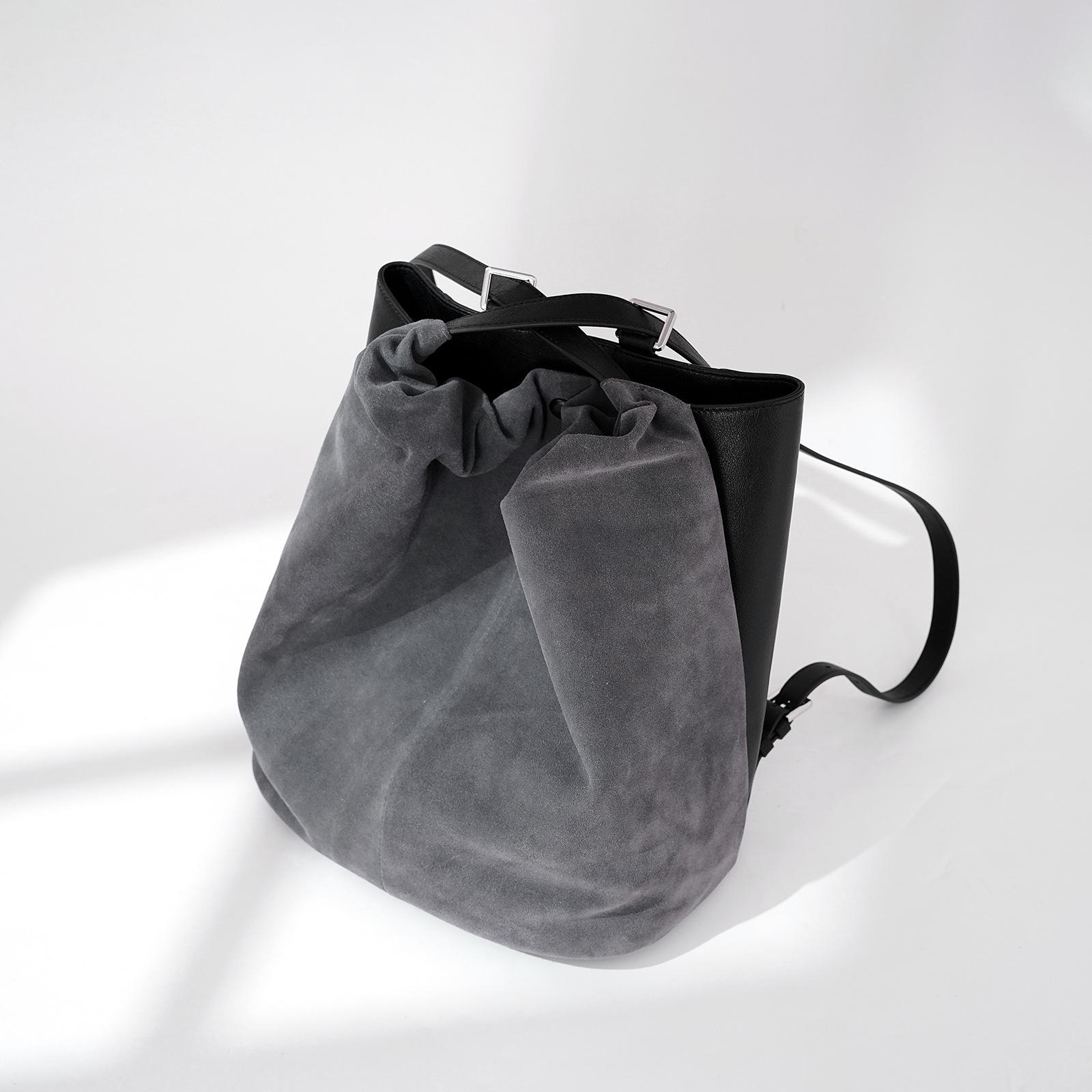 Niche Backpack, Suede for Autumn and Winter with A High-end Feel, Brown Backpack, Single-shoulder Bag, Versatile, Casual and High-quality Women s Bag чёрный
Niche Backpack, Suede for Autumn and Winter with A High-end Feel, Brown Backpack, Single-shoulder Bag, Versatile, Casual and High-quality Women s Bag чёрный