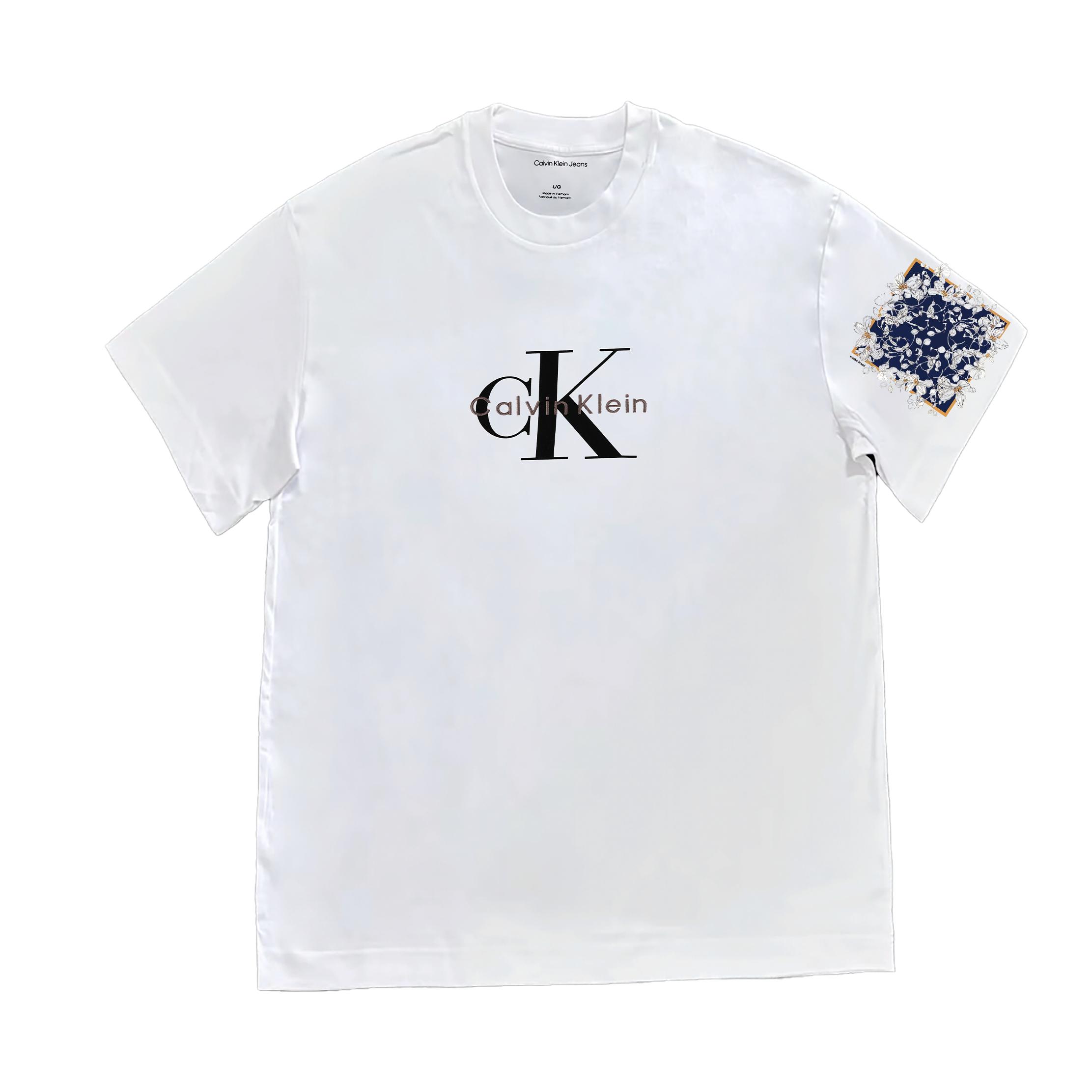 Calvin Klein Customizable Floral Casual Versatile Daily Fashion Simple Letter Round Neck Short Sleeve T-Shirt Unisex Tops 4RAB823(TEAM702-A12) L
Calvin Klein Customizable Floral Casual Versatile Daily Fashion Simple Letter Round Neck Short Sleeve T-Shirt Unisex Tops 4RAB823(TEAM702-A12) L