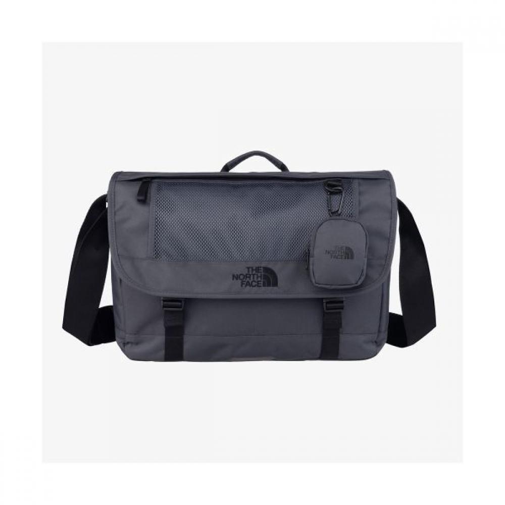 North Face Store Genuine North Face The North Face Nn2pr00l White LabEl Super Messenger Bag El Charcoal 179722 CHARCOAL/ONE
North Face Store Genuine North Face The North Face Nn2pr00l White LabEl Super Messenger Bag El Charcoal 179722 CHARCOAL/ONE