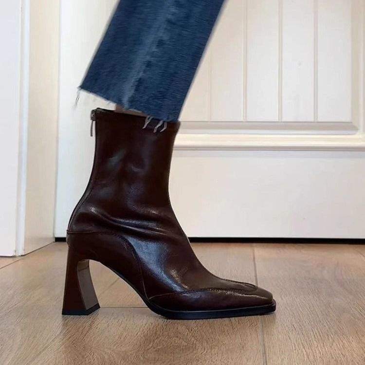 Korean thick heel heightening short boots women s 2025 summer new beautiful retro temperament heightening square heel zipper Martin boots 40
Korean thick heel heightening short boots women s 2025 summer new beautiful retro temperament heightening square heel zipper Martin boots 40