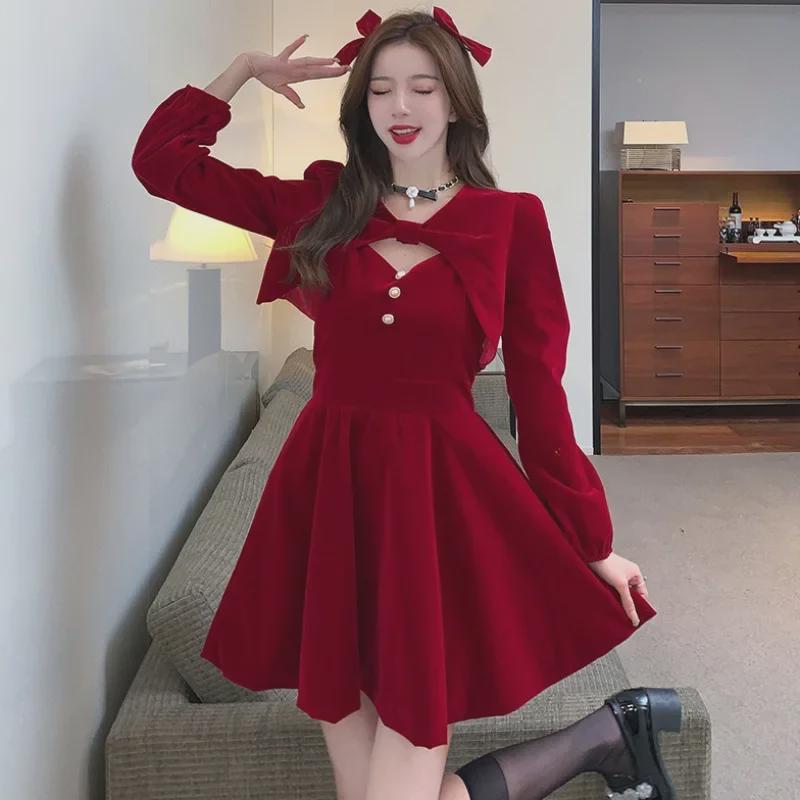 2022 Autumn/Winter Shawl Suspender Dress Two-Piece Suit: Elegant New Year & Christmas Style S червоний
2022 Autumn/Winter Shawl Suspender Dress Two-Piece Suit: Elegant New Year & Christmas Style S червоний