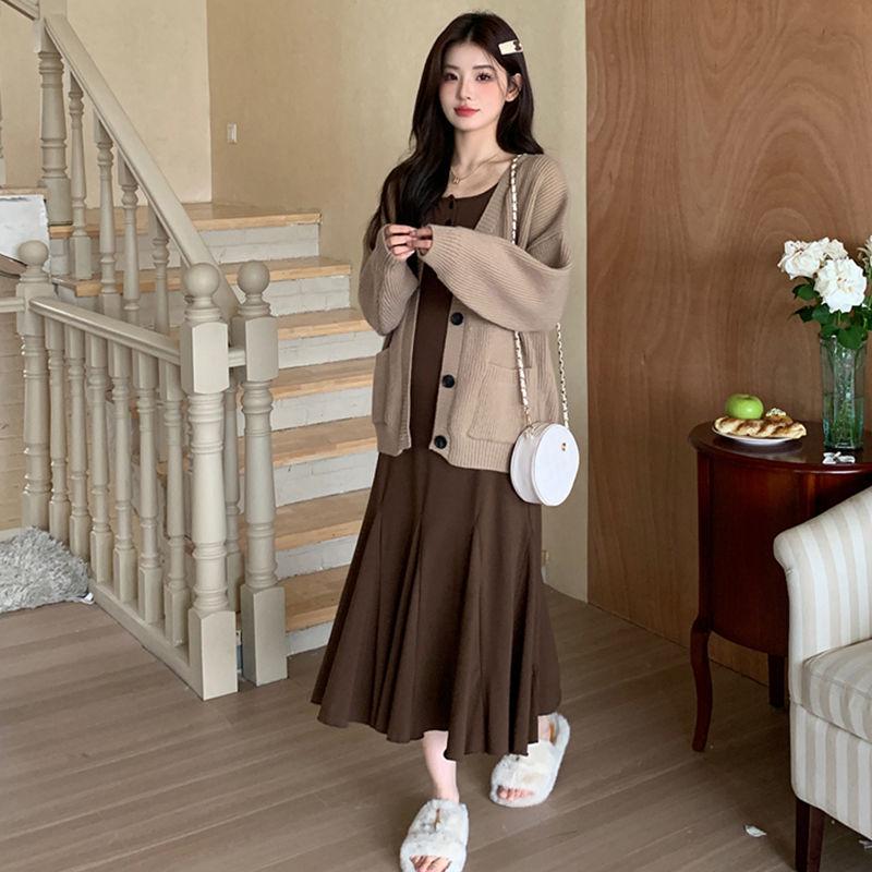 Комплект для беременных из двух предметов Осень/Зима 2025: Юбка «рыбий хвост» и маленький вязаный топ Medium
Комплект для беременных из двух предметов Осень/Зима 2025: Юбка «рыбий хвост» и маленький вязаный топ Medium